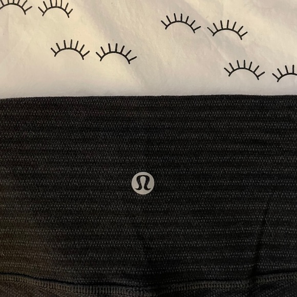 wunder under lulu lemon leggings - Picture 2 of 2